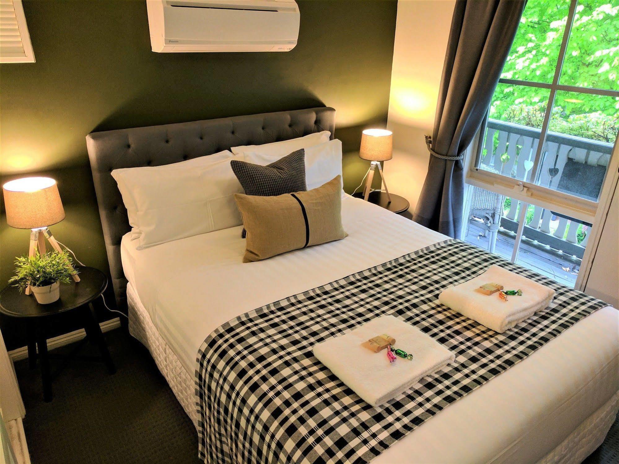 Annie Roes Luxury B&B Bend of Islands Buitenkant foto